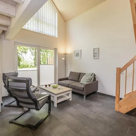 Holiday home Luv -